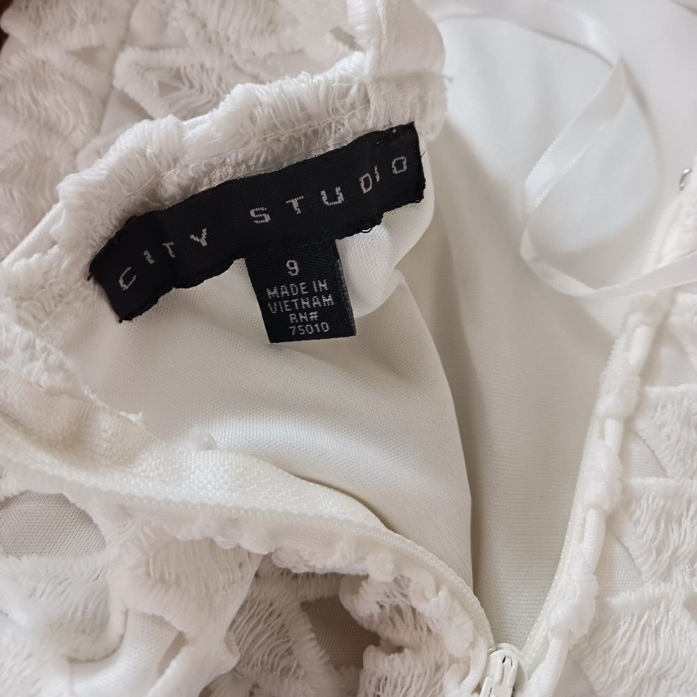 CITY STUDIO Mini Dress Crochet Lace Handkerchief Hem Summer Party White Size 9 - Picture 5 of 11